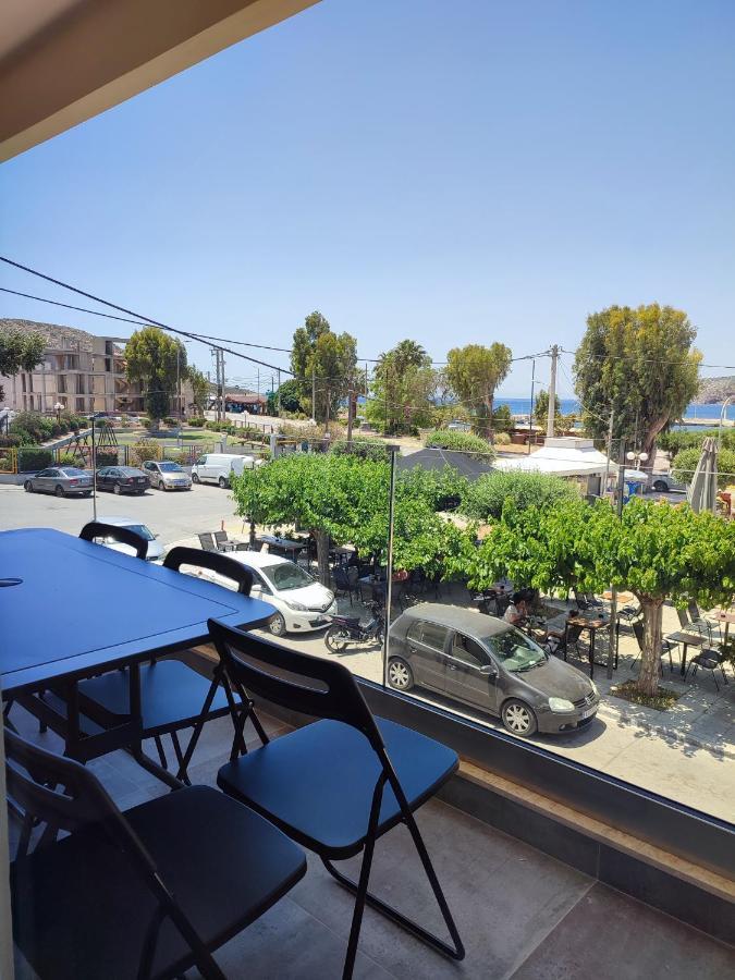 Seaview-Apartments Palaia Fokaia Bagian luar foto
